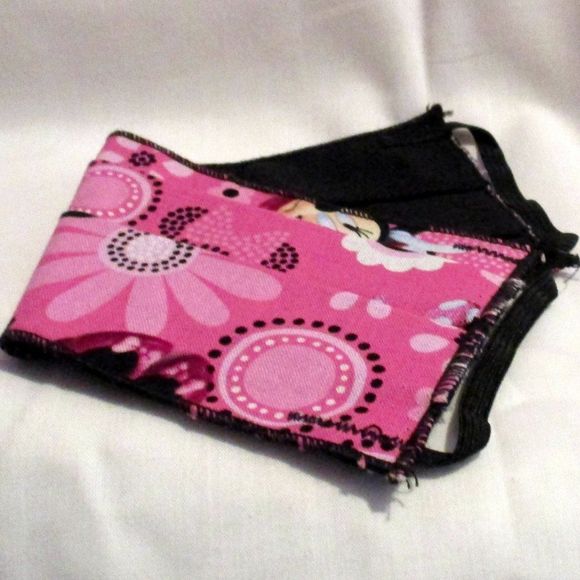 Handcrafted Minnie Mouse Face Mask - Picture 5 of 6